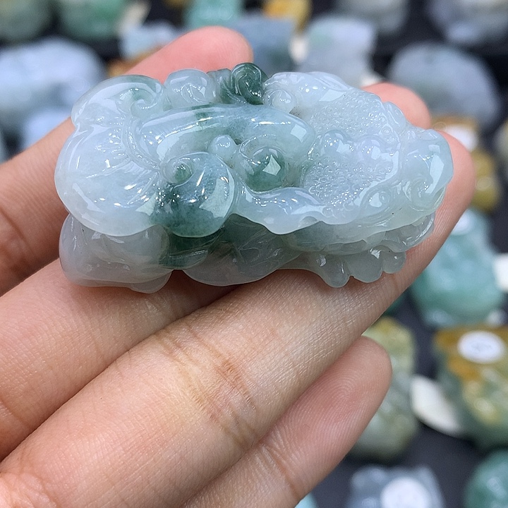 颈饰未镶嵌翡翠天然缅甸翡翠