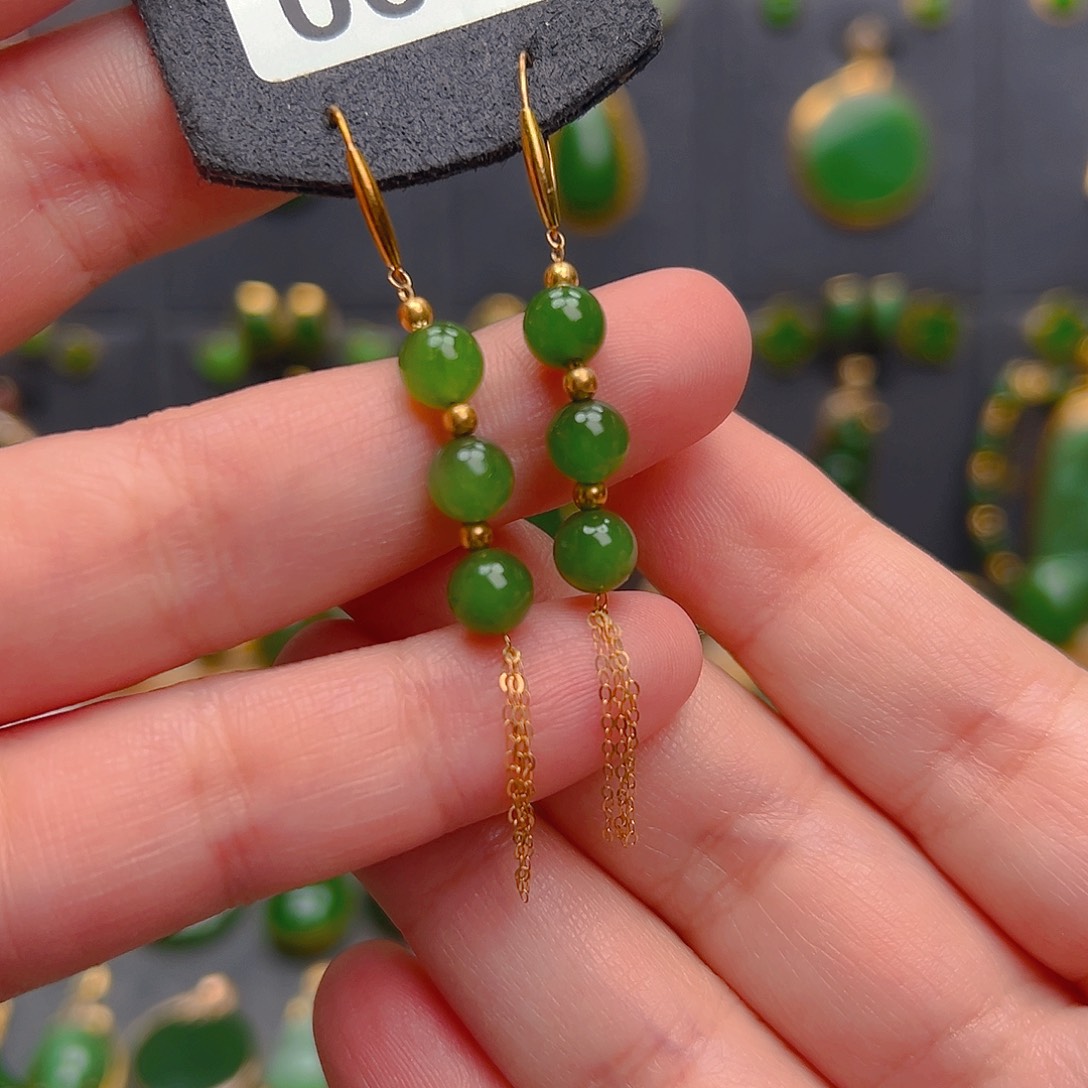 和田玉18K金镶嵌耳饰