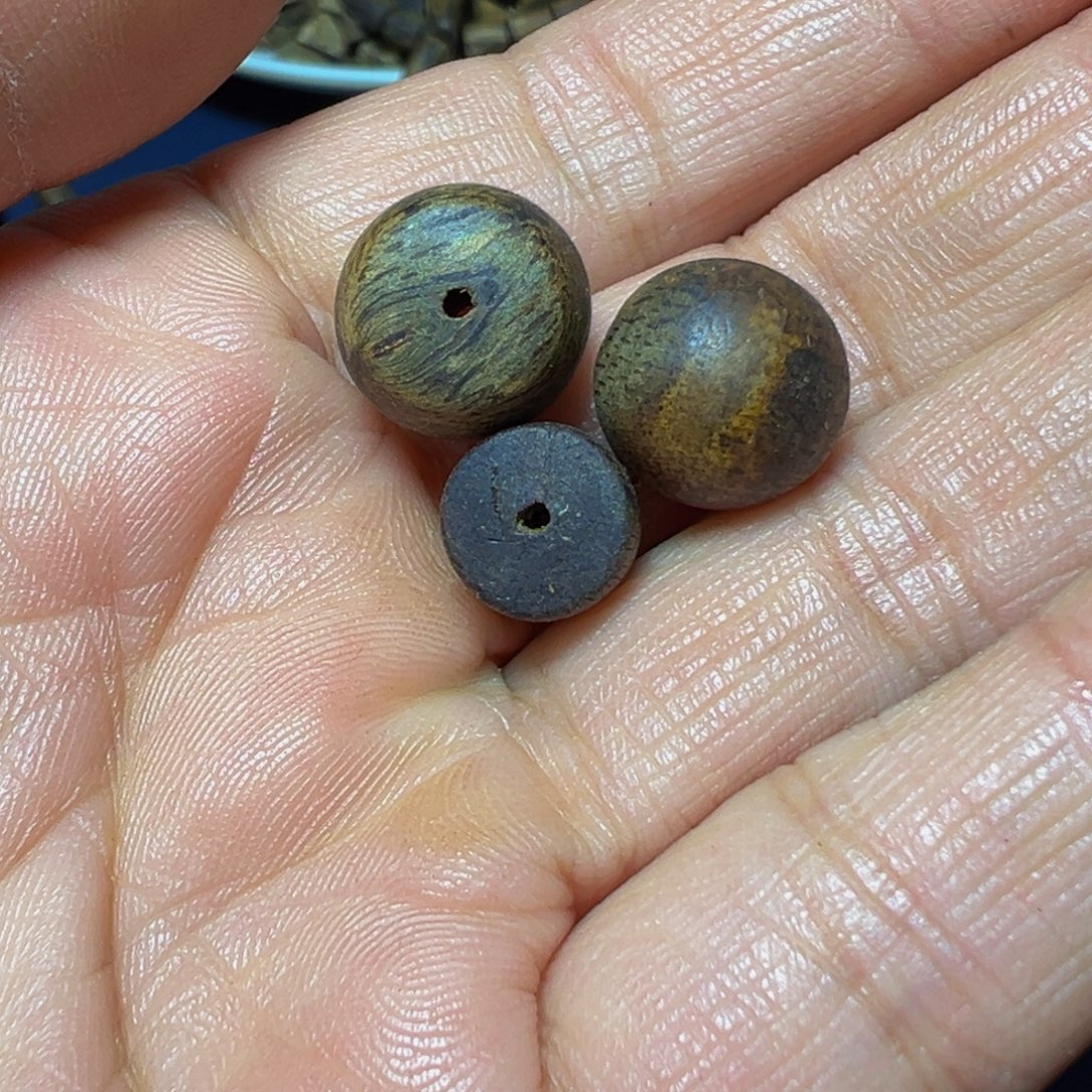 脆***皮棋楠熏香木屑料2.6克