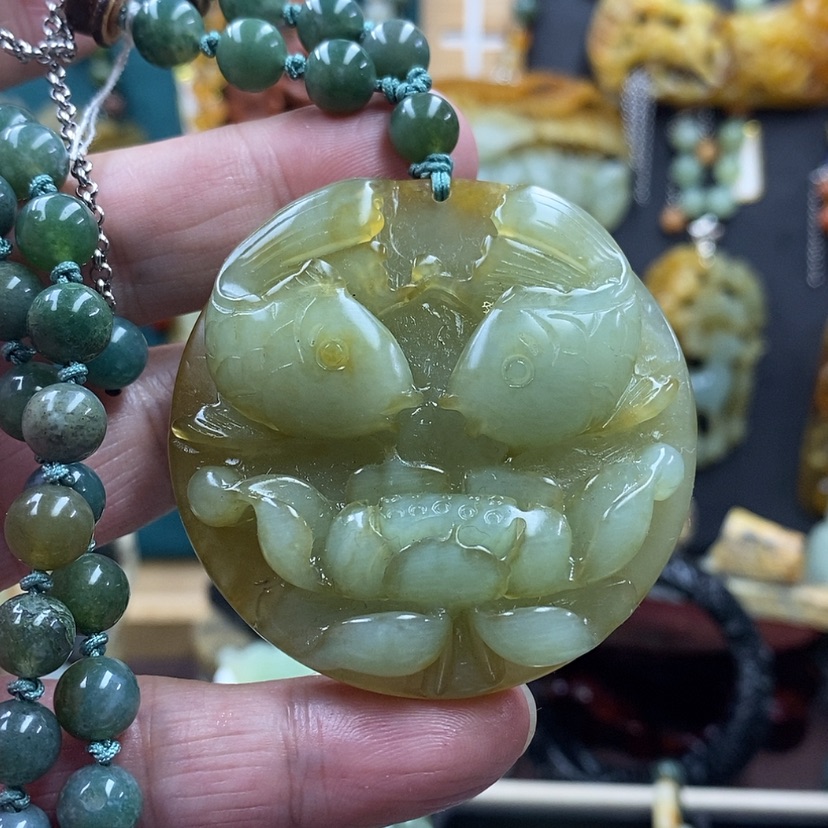 【闪购商品】蛇纹石玉未镶嵌吊坠