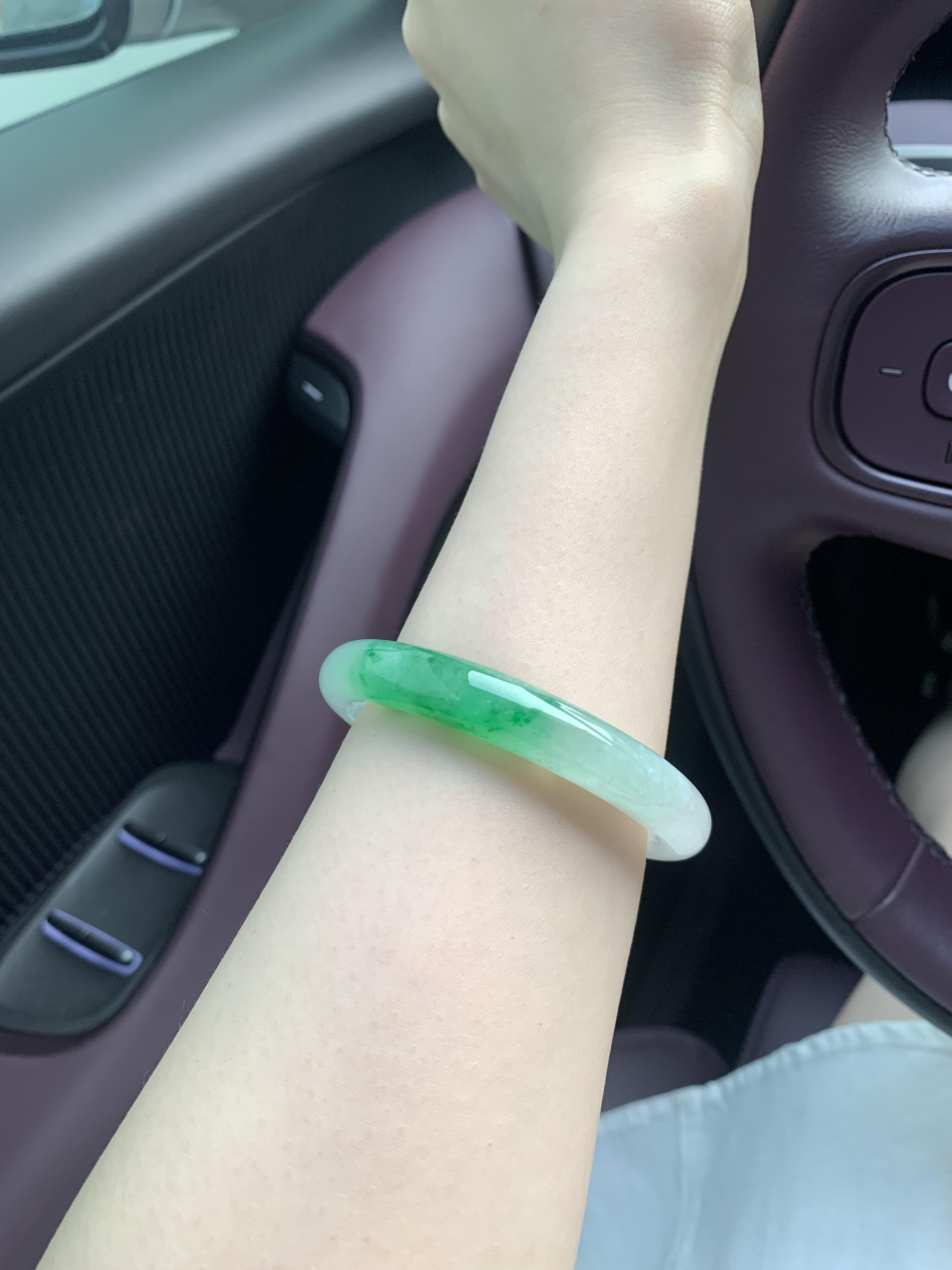 【柳青青】精品女王镯时尚精美多样性