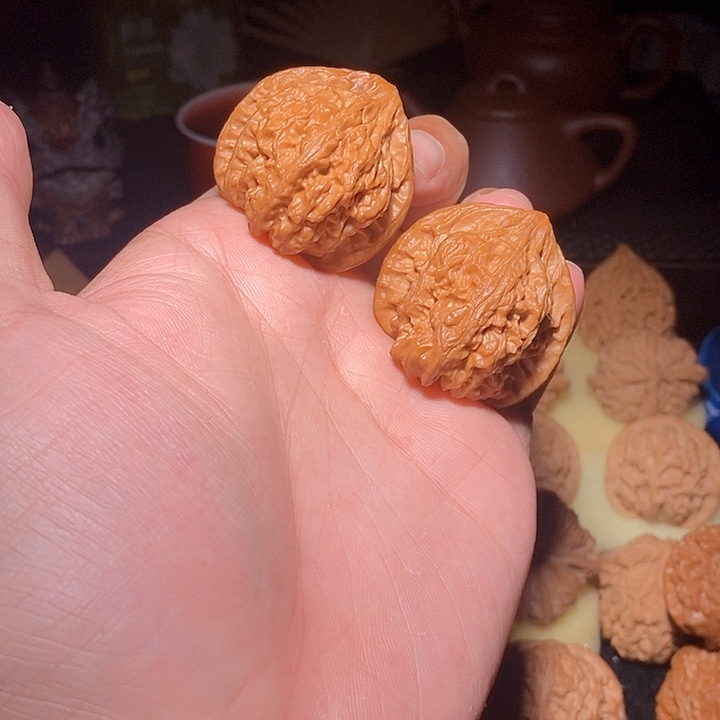 文玩核桃手把件火焰