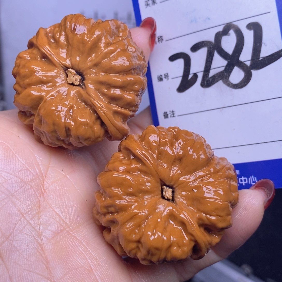 文玩核桃把件2282/40蛤蟆头