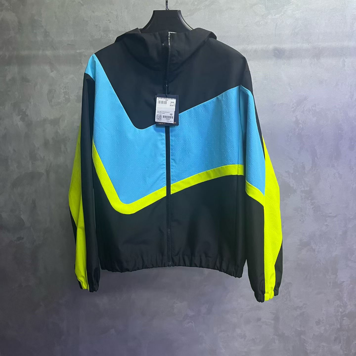 未使用 LouisVuitton/路易威登 黑色拼色Logo印花连帽夹克外套/48