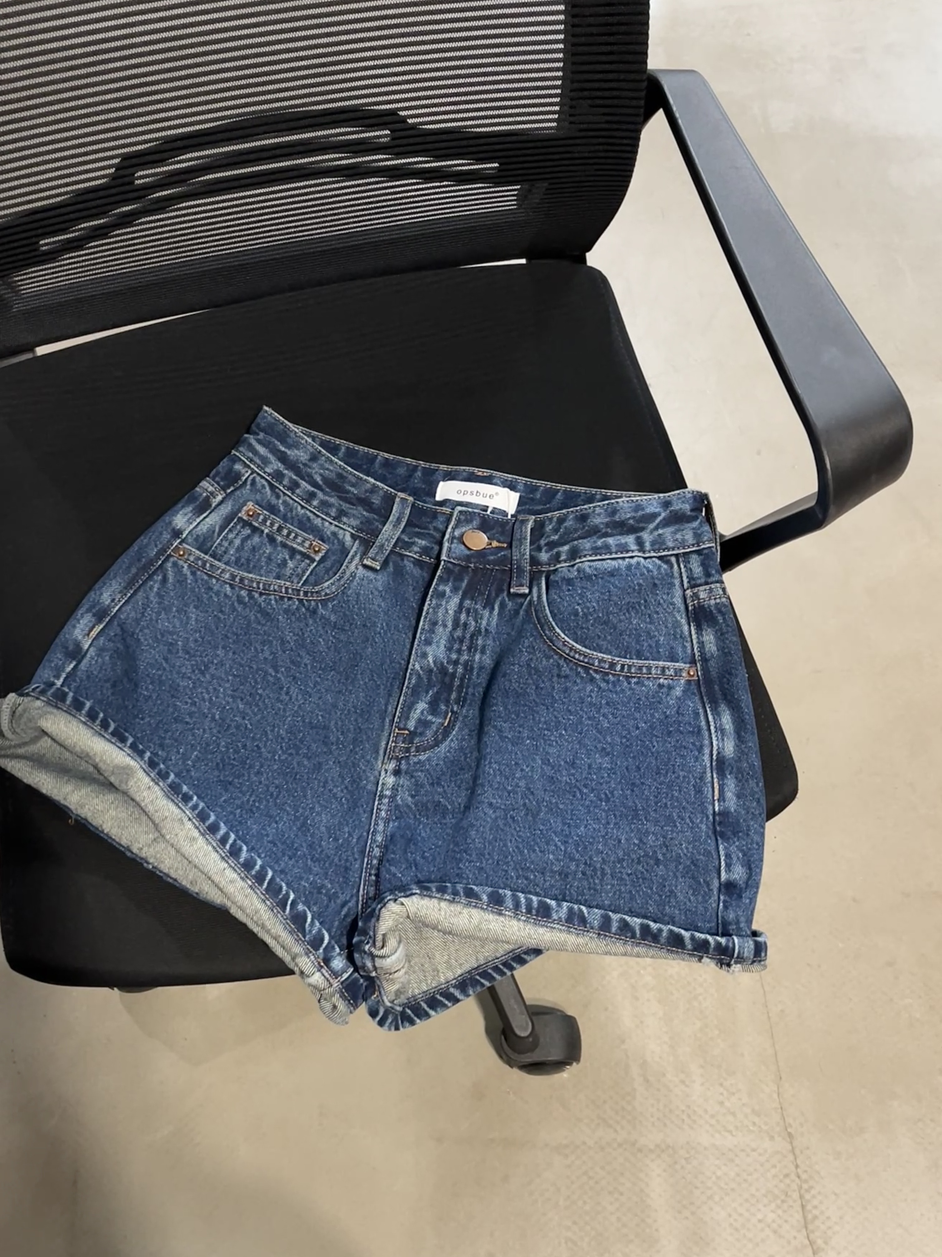 蓝色高腰高品质牛仔短裤    30832