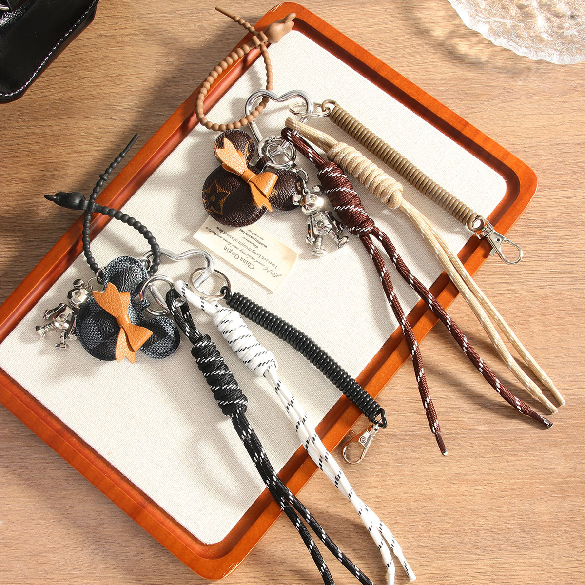 复古PU皮革老花米奇编织绳精致包包挂件挂饰创意手机挂绳时尚配饰