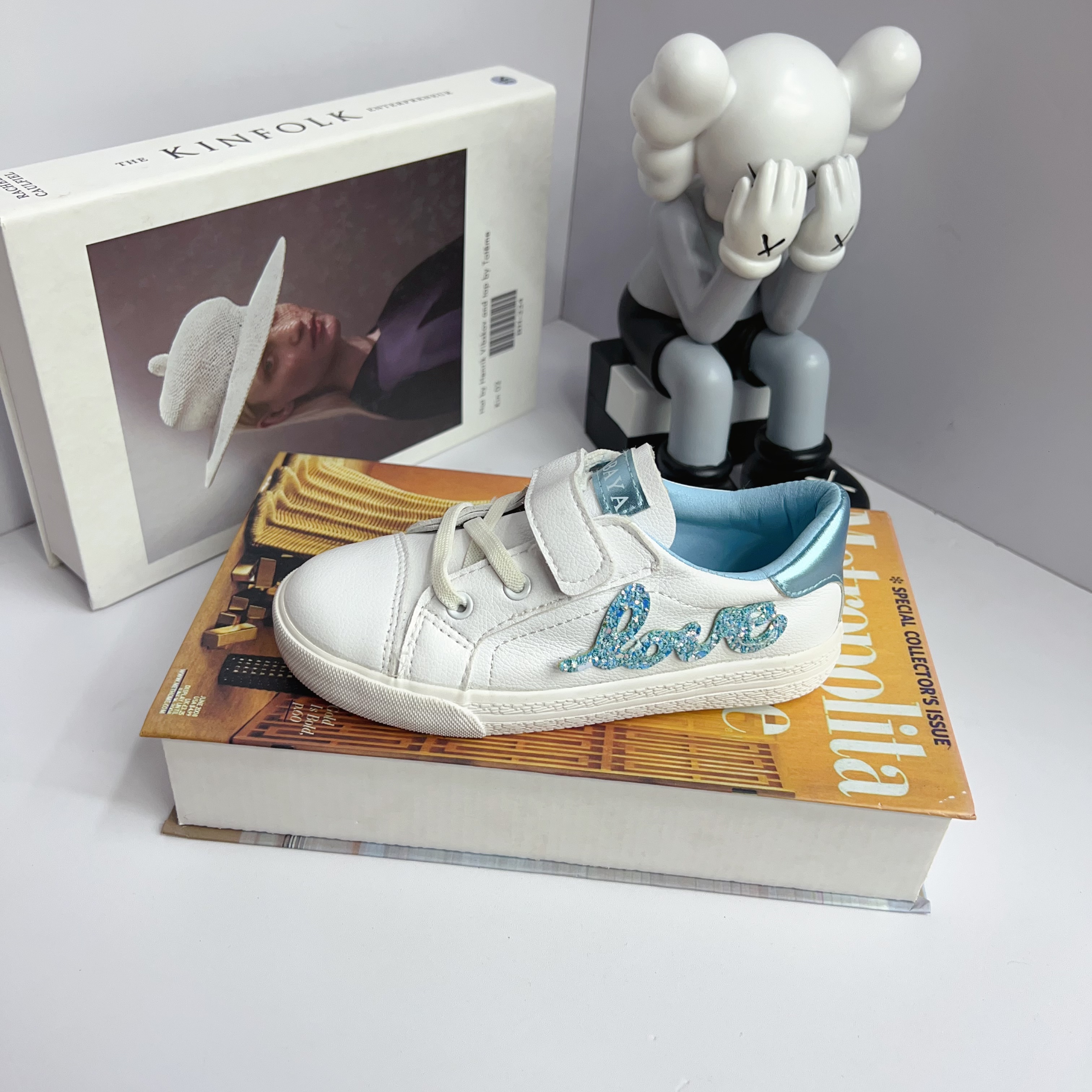 1179芭芭鸭儿童百搭轻便板鞋春秋通用低帮休闲时尚