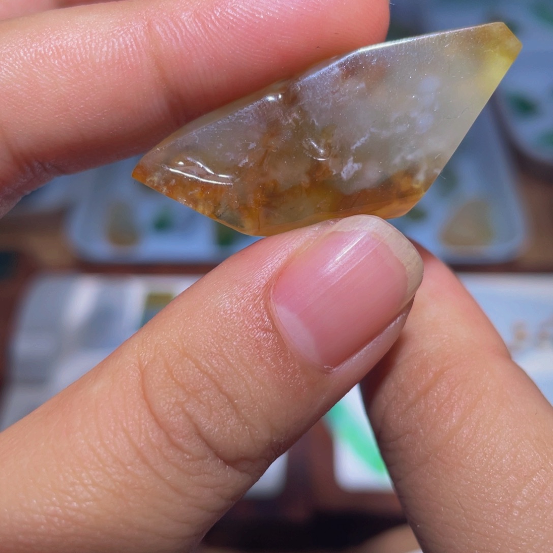 定制翡翠未镶嵌翡翠