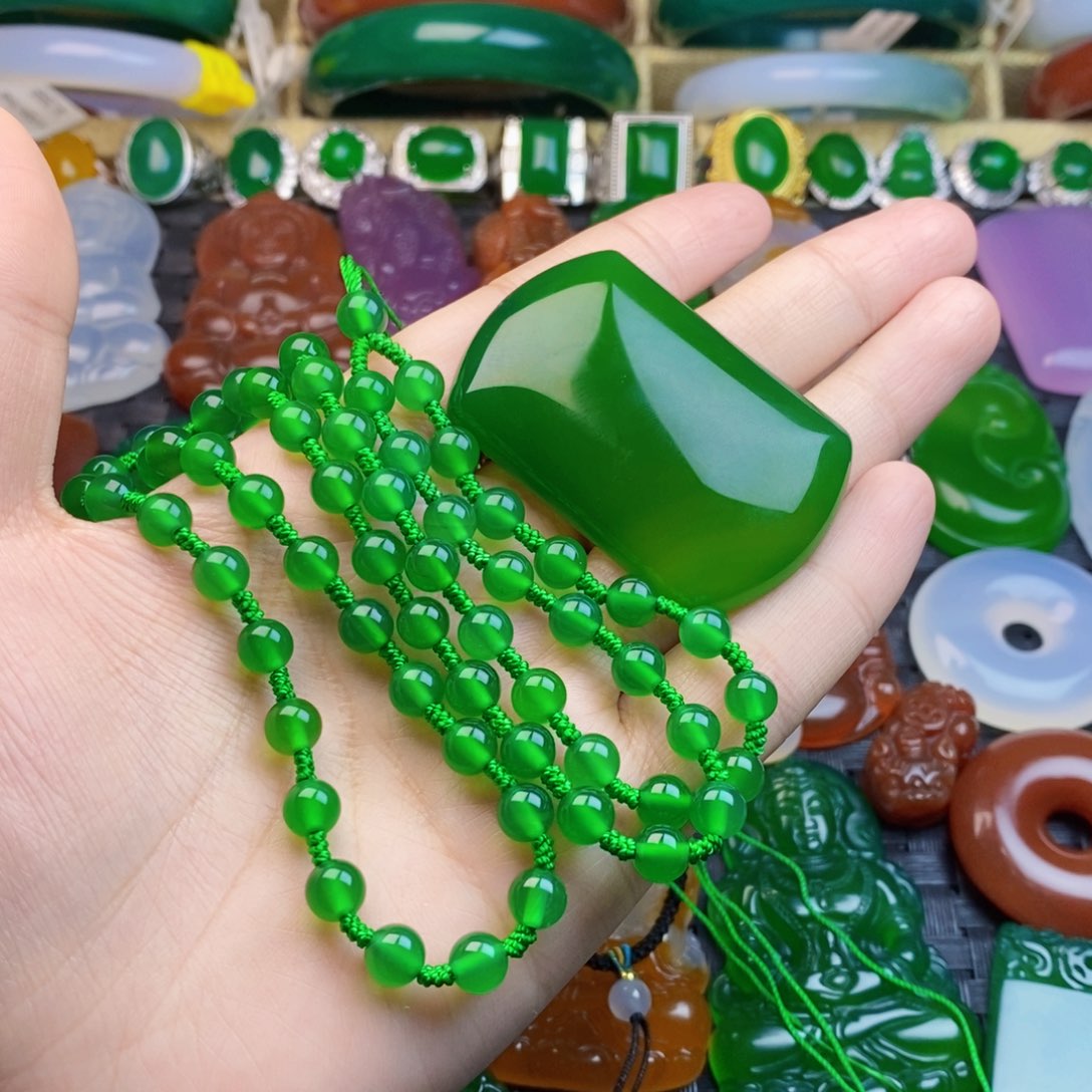 玛瑙/玉髓颈饰未镶嵌格***板