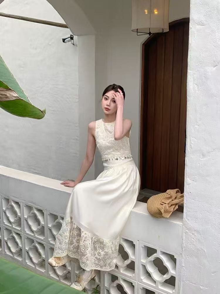 法式连衣裙复古连衣裙艺术流浪风公主风圆领无袖温柔23