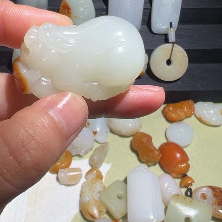 和田玉挂件未镶嵌