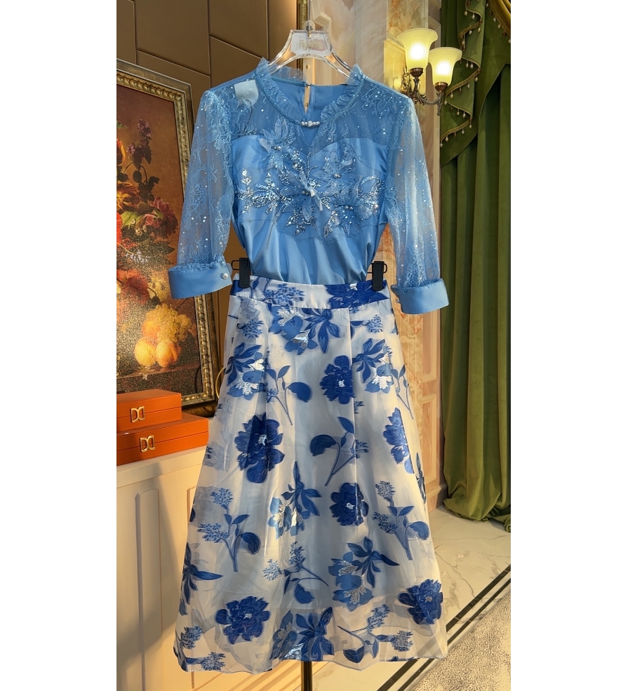 芙娜妮轻奢2025新款小众设计气质显瘦名媛女装两件套 F2510920