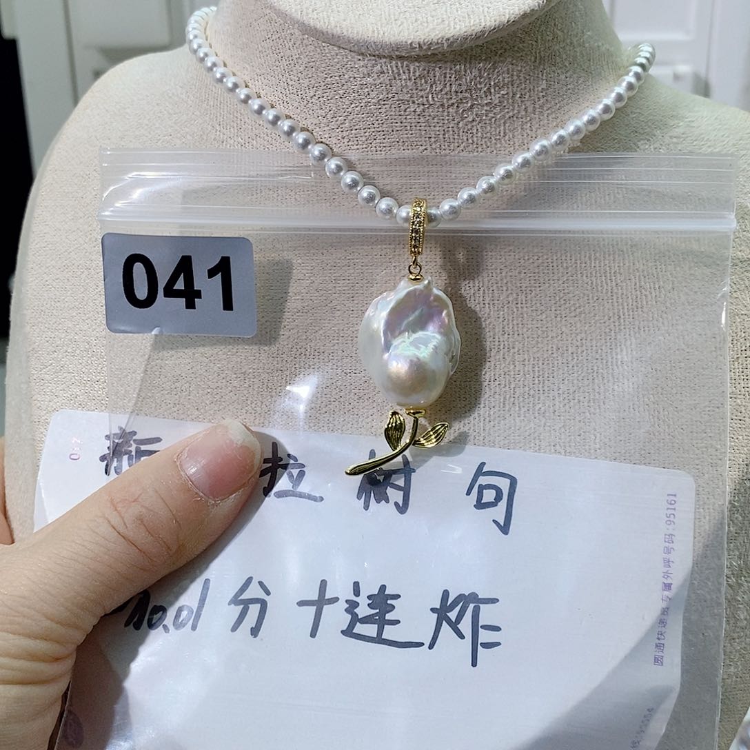 淡水珍珠颈饰合金
