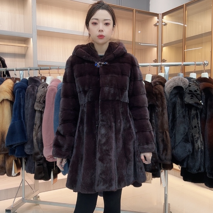 紫色连帽大衣貂皮yh0777