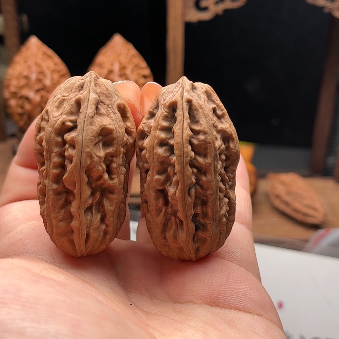 文玩核桃把件热****生关东木子家楸大胖55