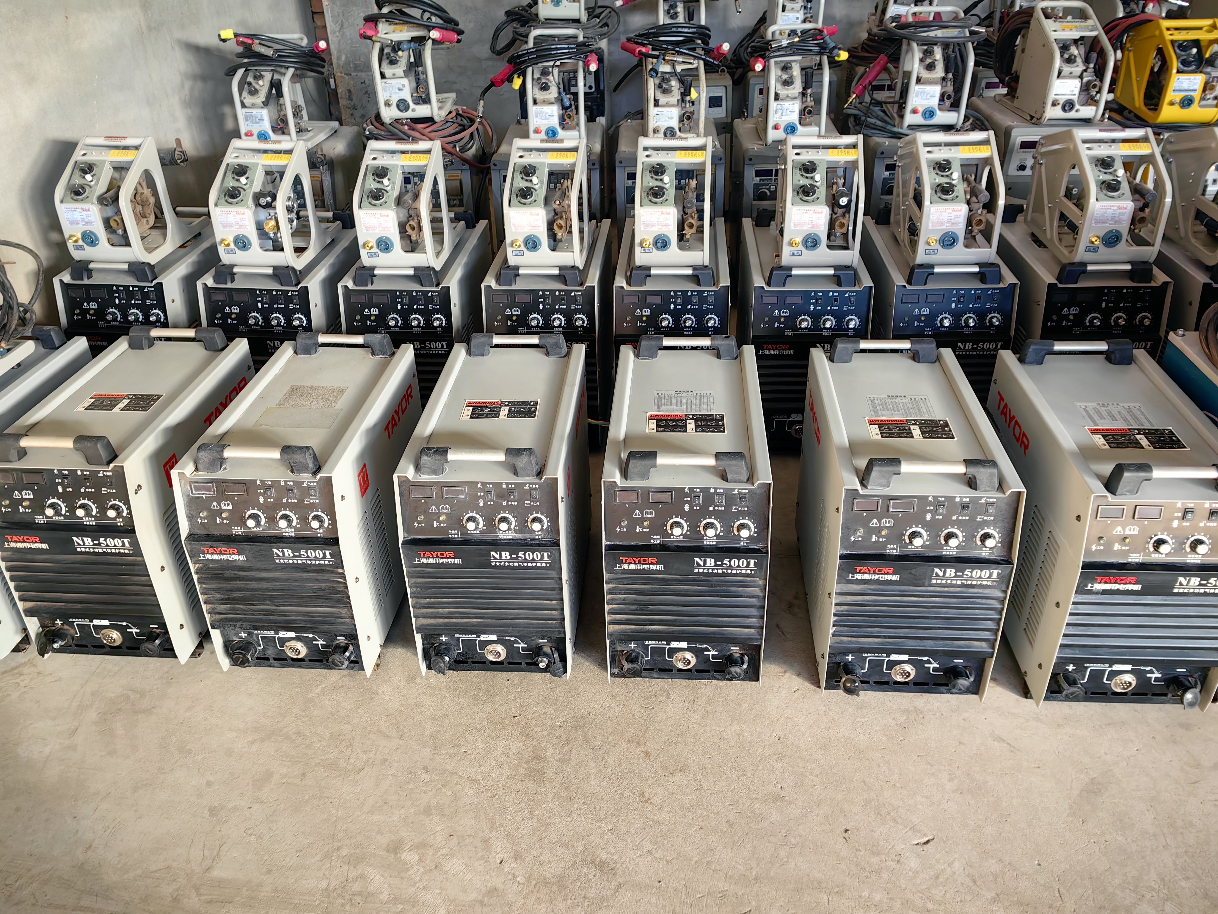 上海通用NBC-500二保焊机，标价为全套价格，10米连接线，5米焊枪