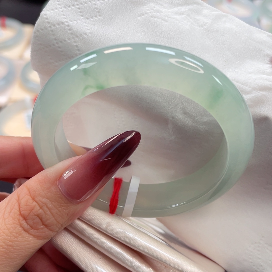 未镶嵌手镯翡翠47号51.7冰芙蓉绿飘花