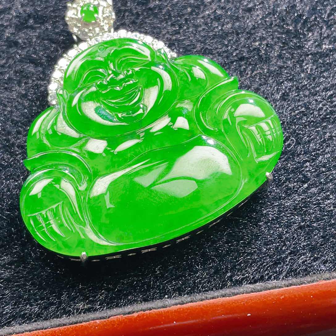 翡翠颈饰未镶嵌71，