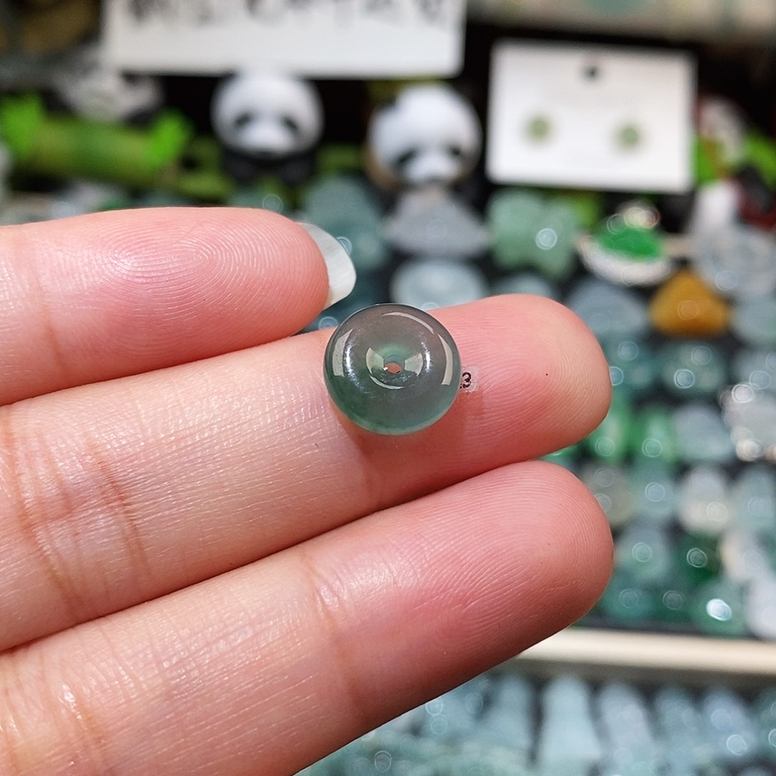 翡翠未镶嵌颈饰平安扣卡10.3