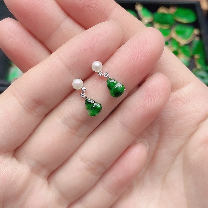 翡翠耳饰18K金镶嵌天然翡翠