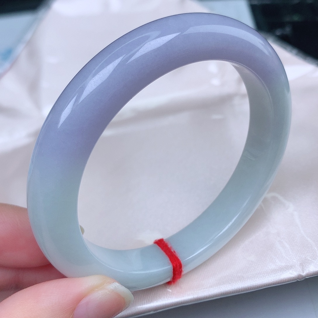 翡翠手镯未镶嵌天然