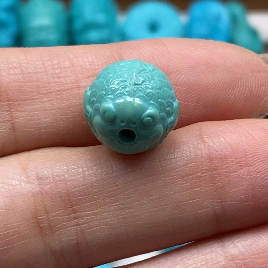 绿松石颈饰未镶嵌