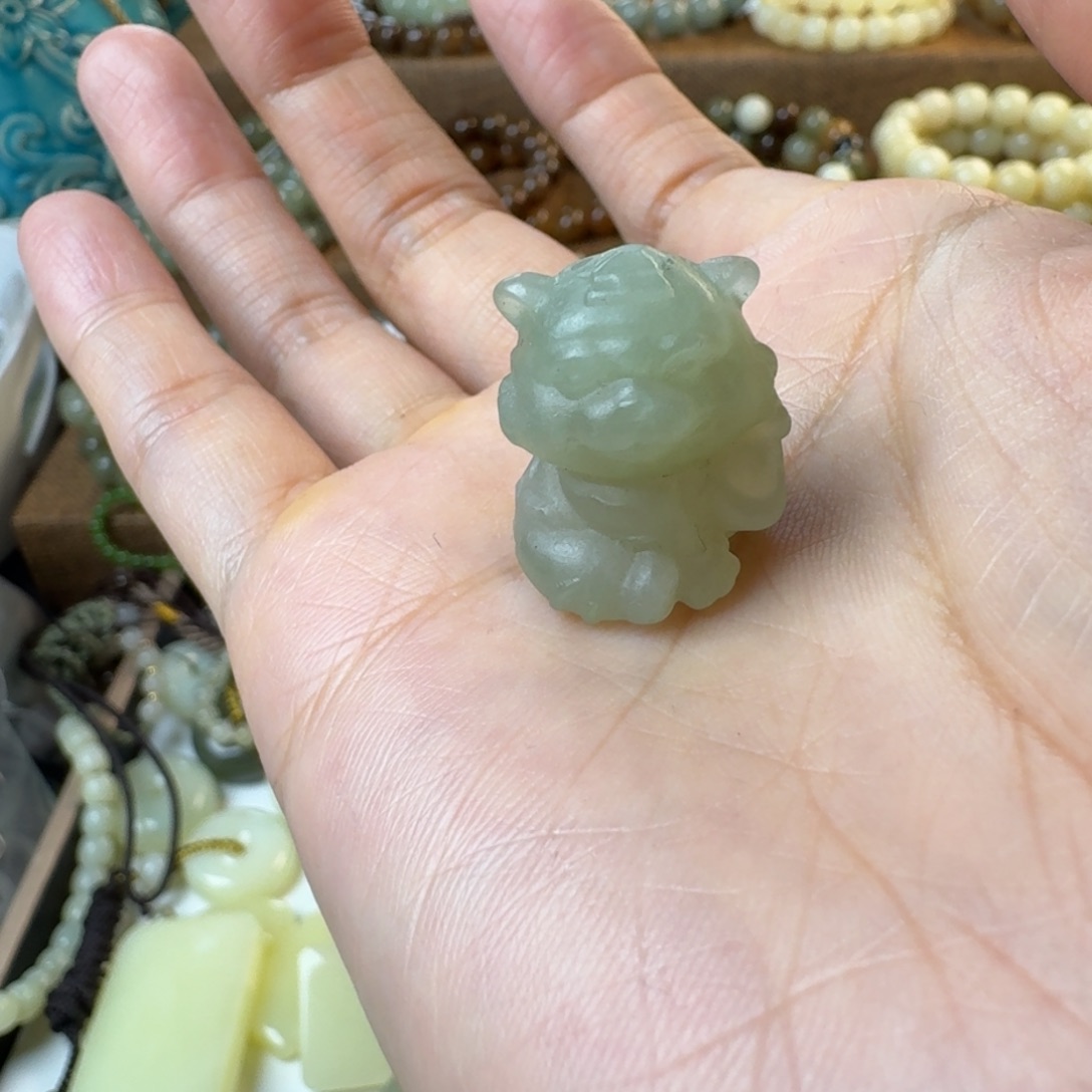 和田玉（糖玉）戒指未镶嵌