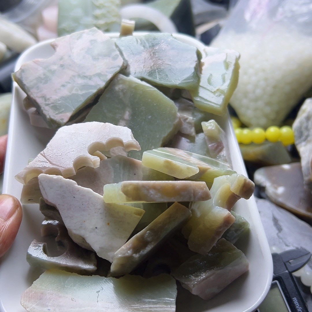 厉***晨和田玉（糖玉）未镶嵌挂件
