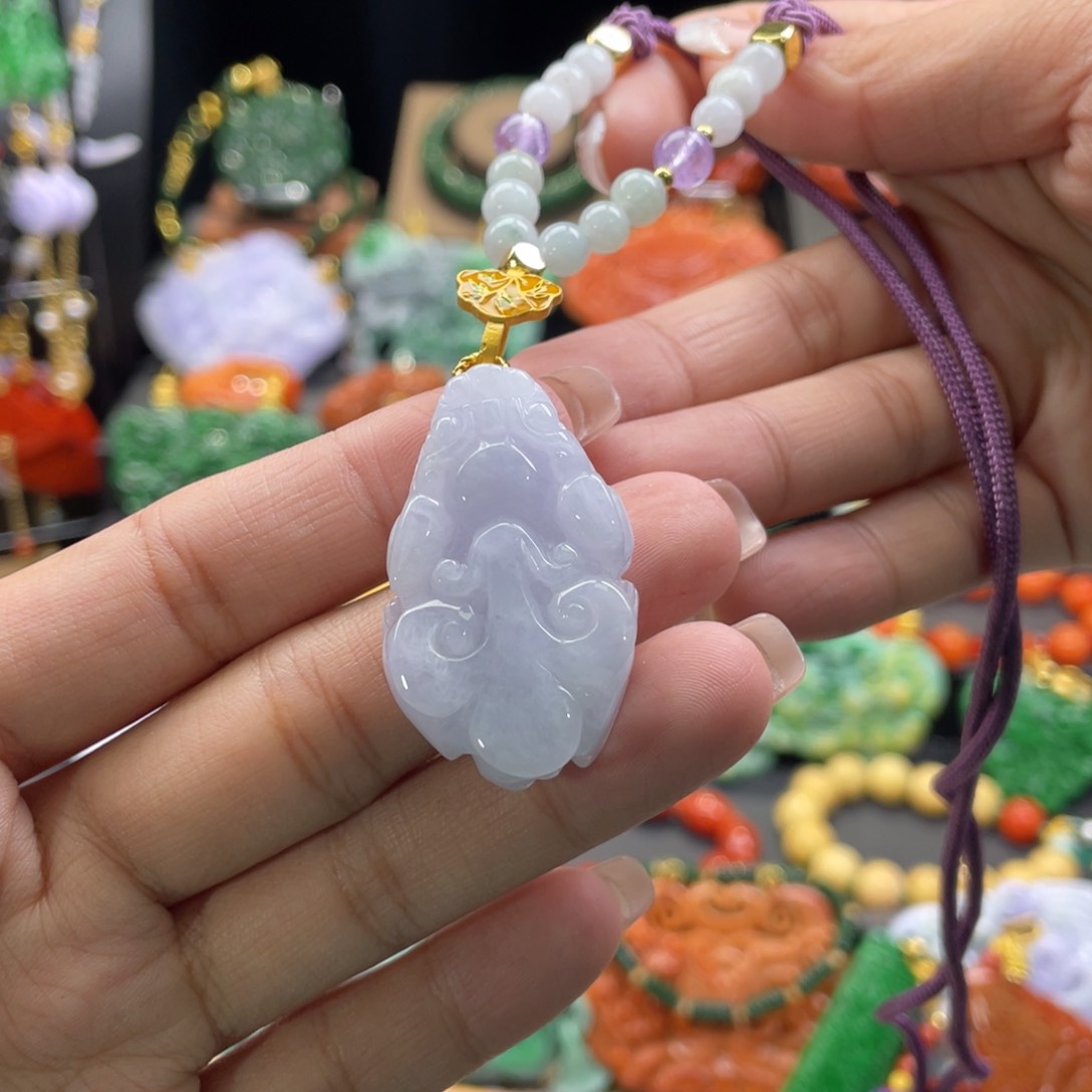 翡翠颈饰未镶嵌代编织