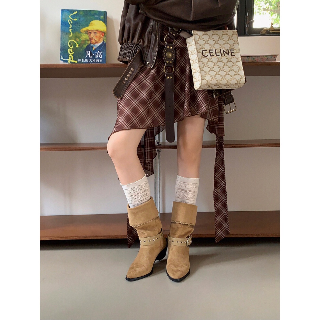 骑士短靴女2025新款复古粗跟西部靴 尖头中筒褶皱西部堆堆靴