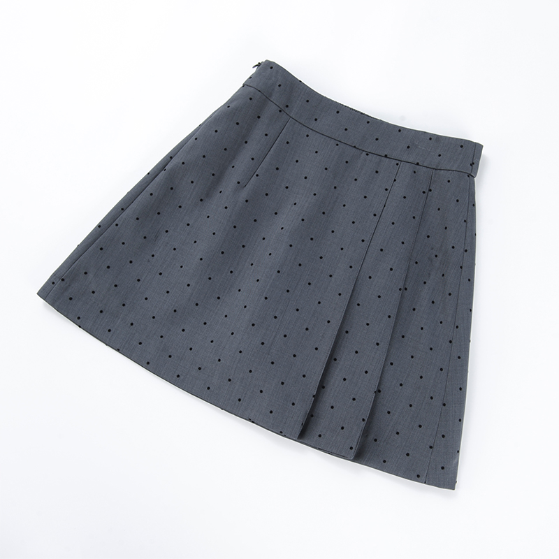 03016大码波点半身短裙不规则百褶显瘦遮肉清新减龄娇俏A字裙