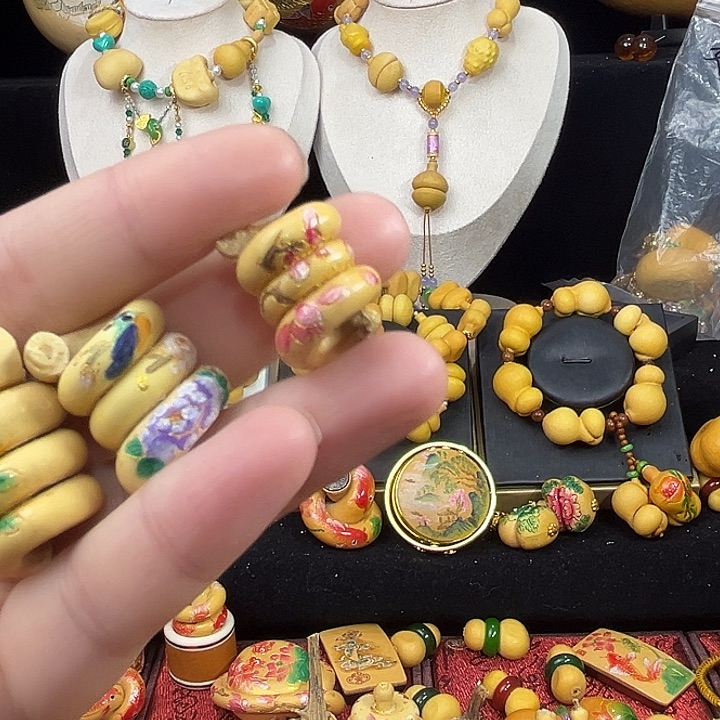 桃***L快快乐乐路兔兔兔兔呀