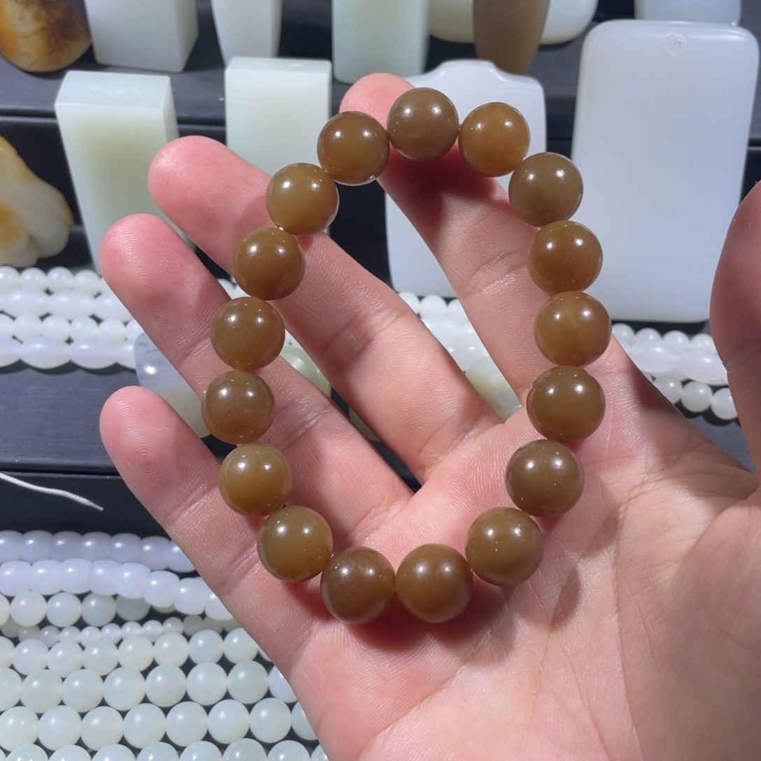 和田玉未镶嵌颈饰手串