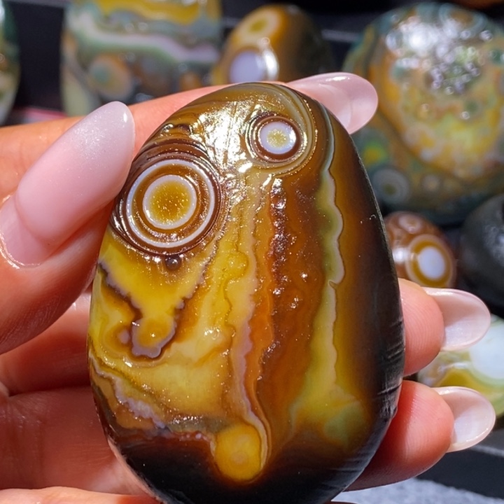 玛瑙/玉髓未镶嵌珠宝奇石81