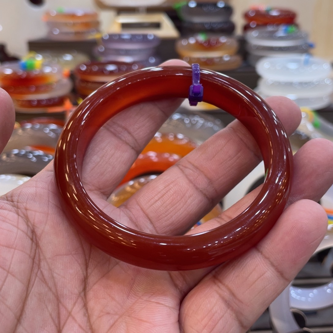 玛瑙/玉髓手镯未镶嵌