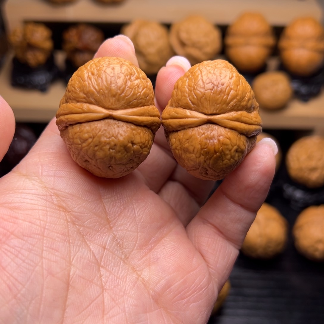 文玩核桃吊坠4z------37尺