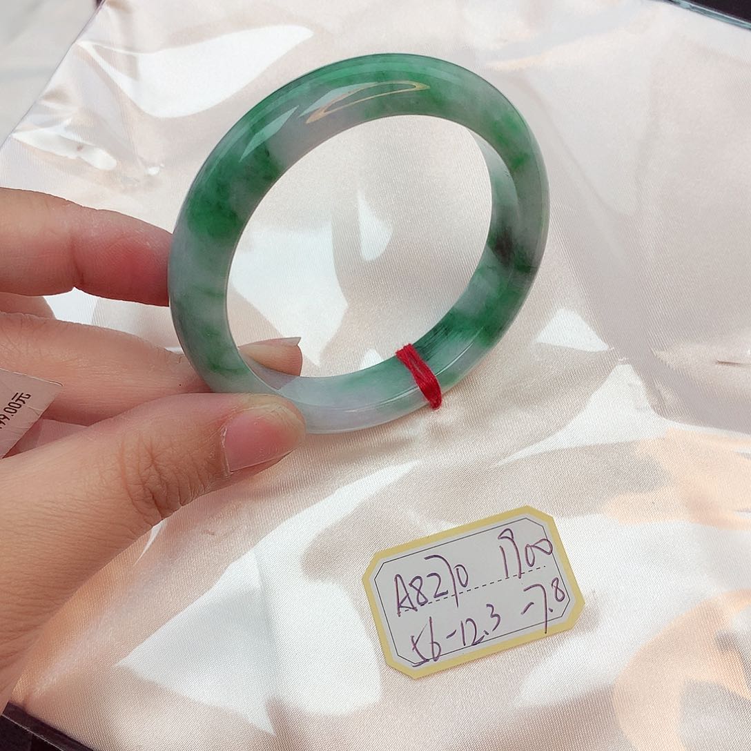 翡翠手镯未镶嵌天然缅甸翡翠A货