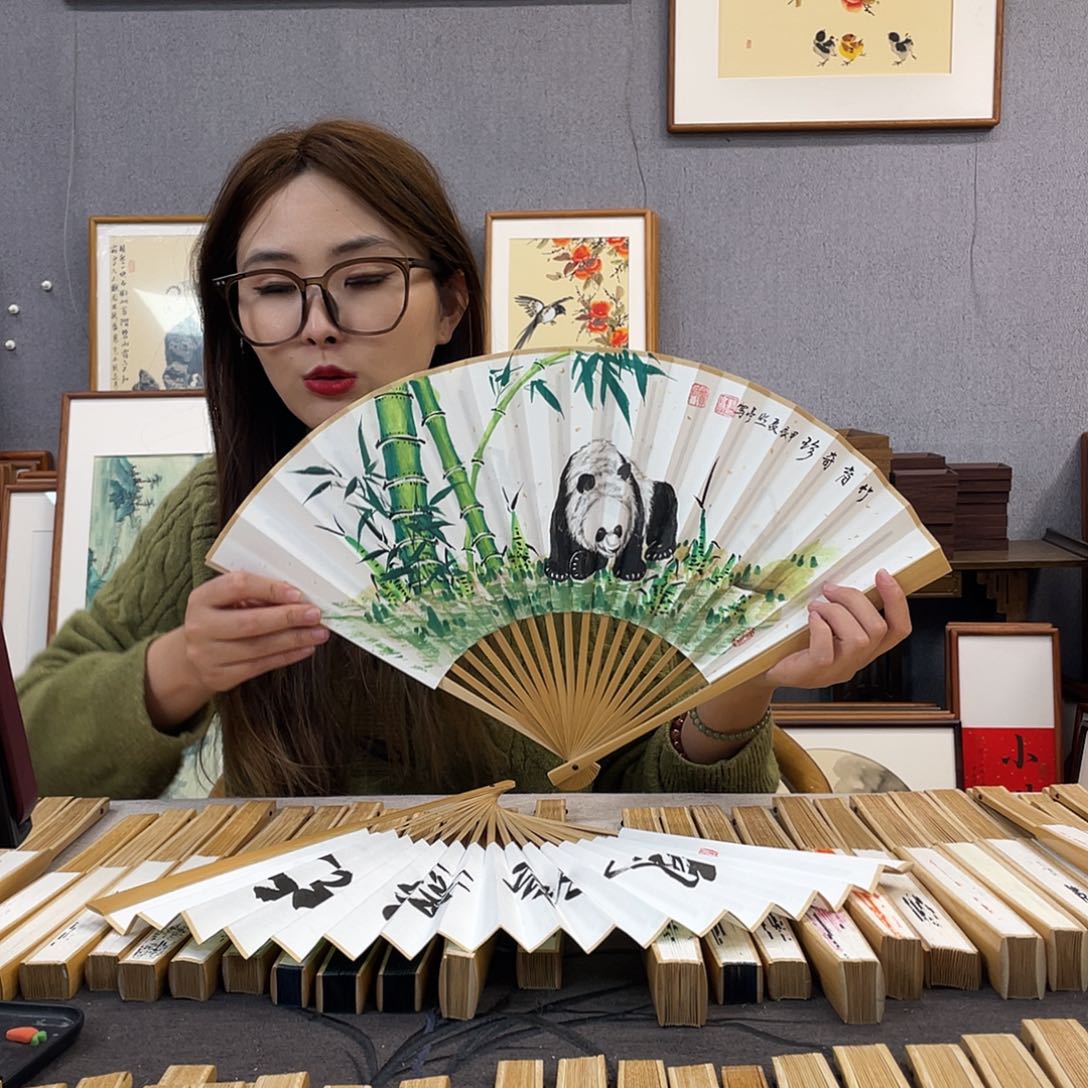 国画95寸玉竹-纯手绘-文玩扇骨（默认粘好）