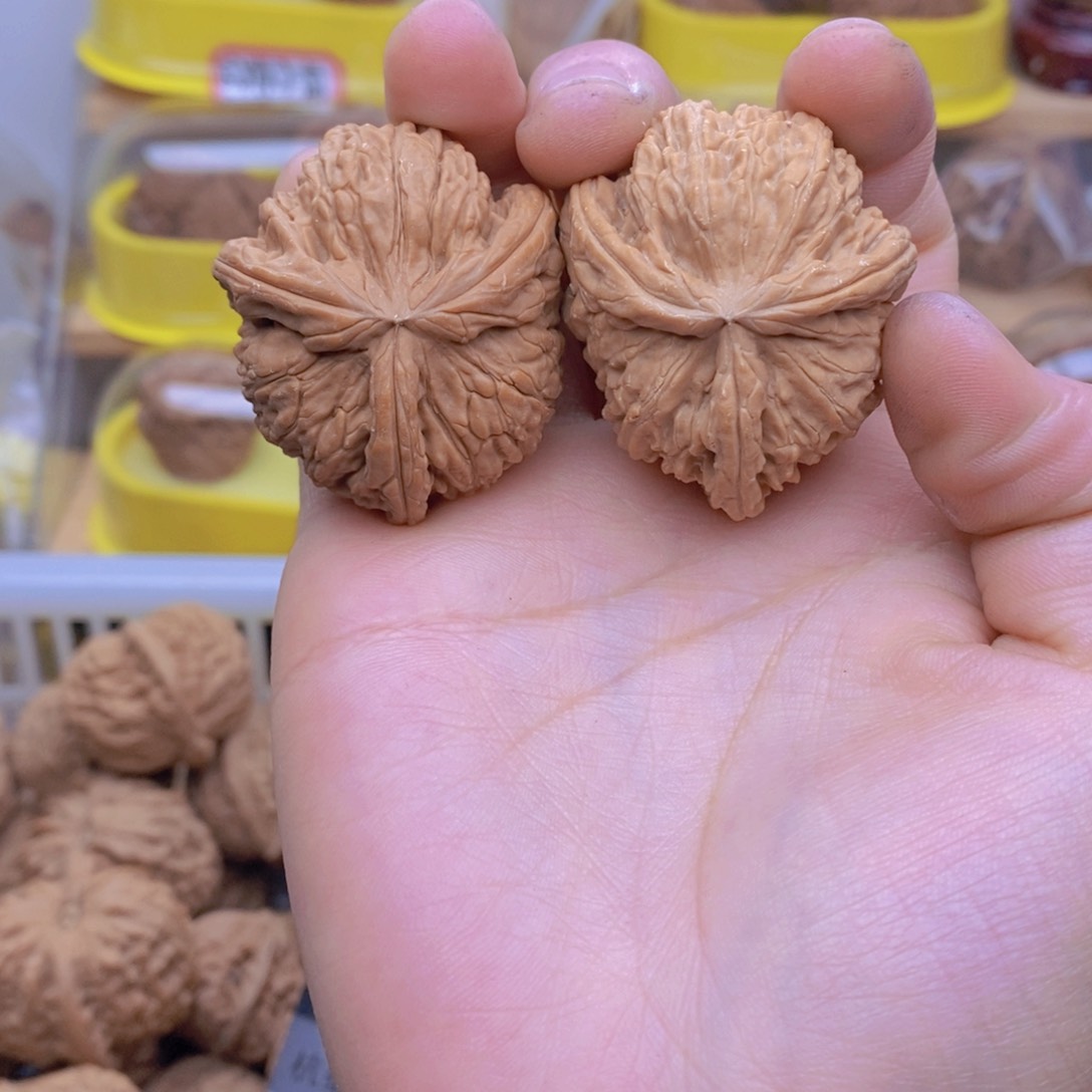 吊坠文玩核桃弹***嘣