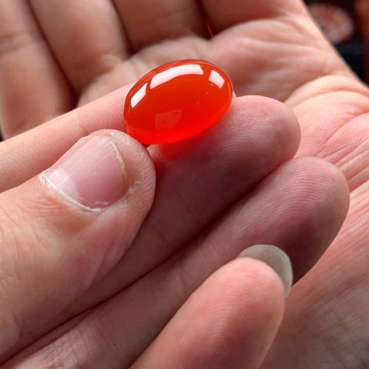 南红玛瑙手串未镶嵌