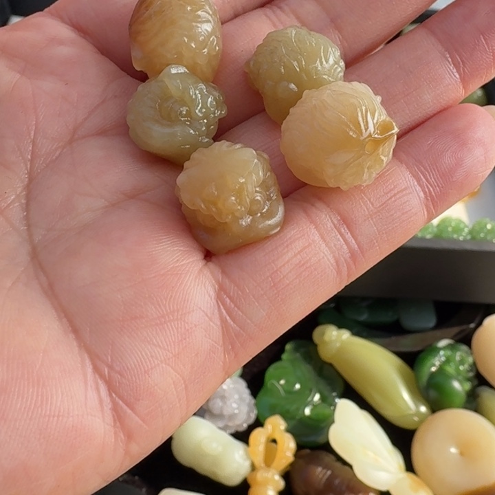 和田玉未镶嵌颈饰拍一发一多样性荣浩