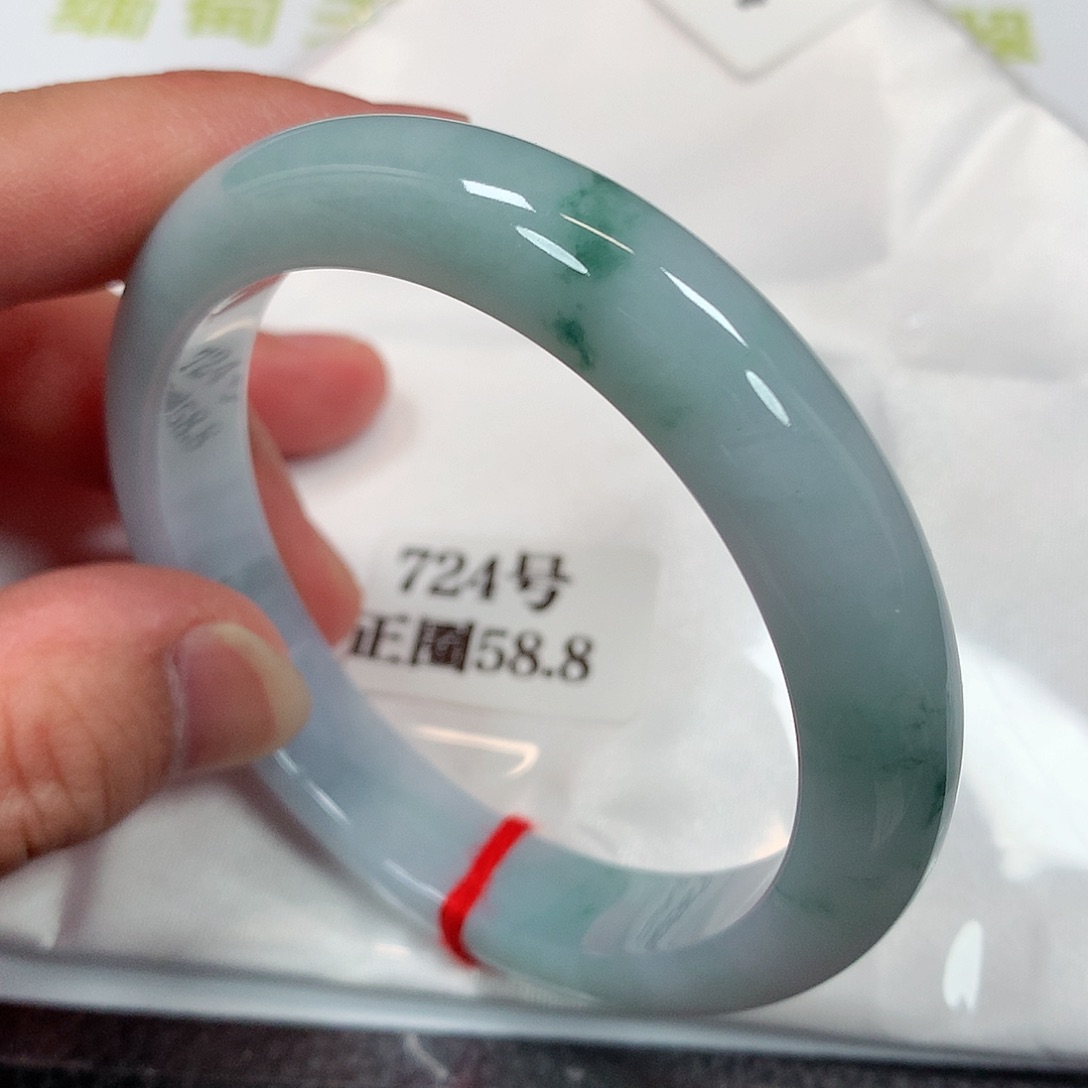 【闪购商品】未镶嵌手镯翡翠724号