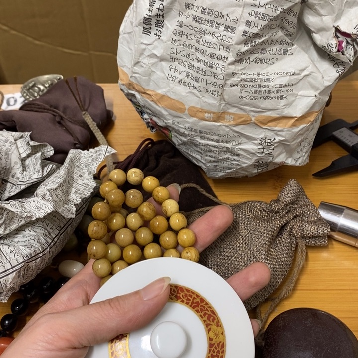 瓷片哈中古工艺品一件