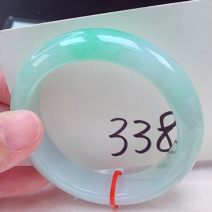 翡翠未镶嵌手镯翡翠