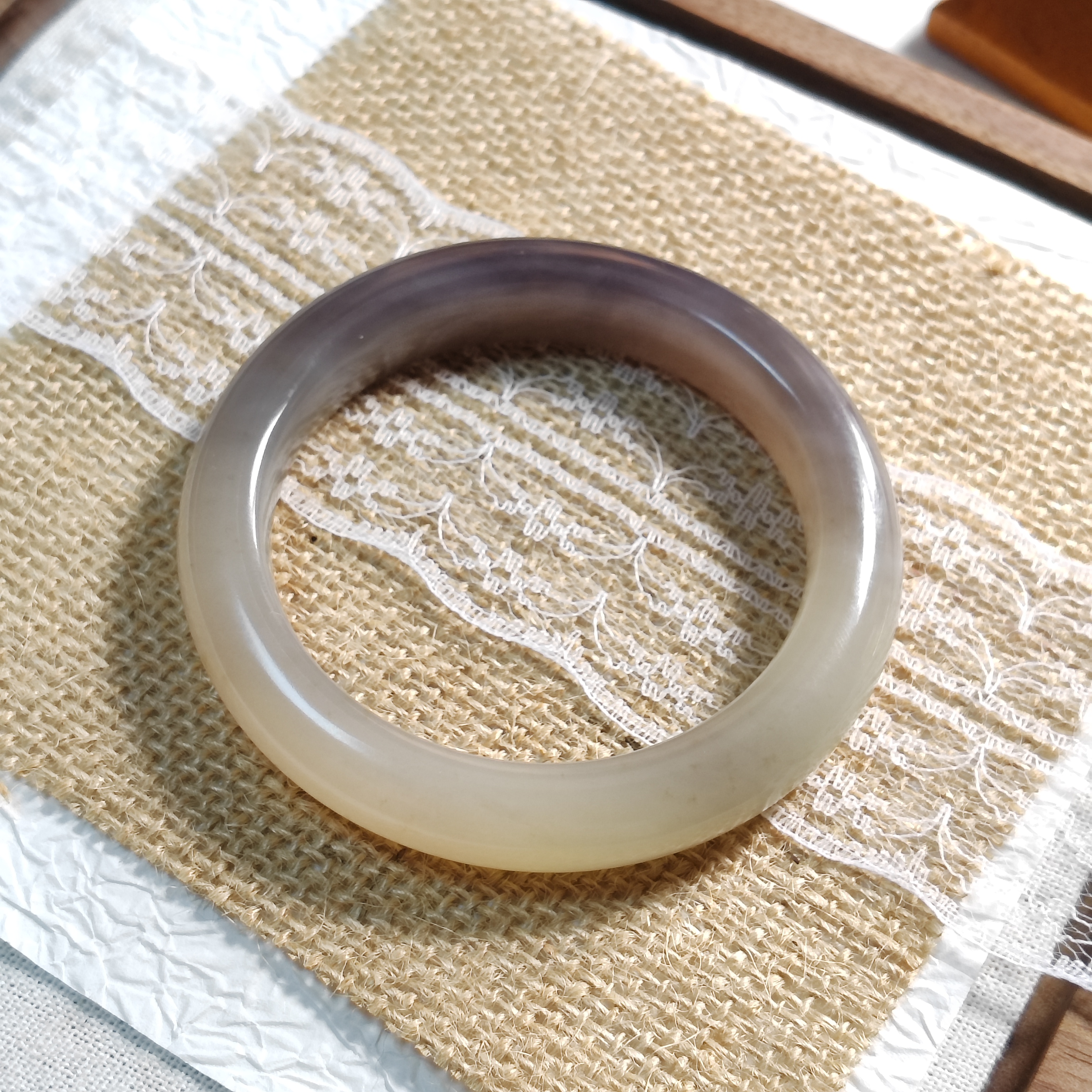 和田玉烟紫藕粉半山水意境手镯