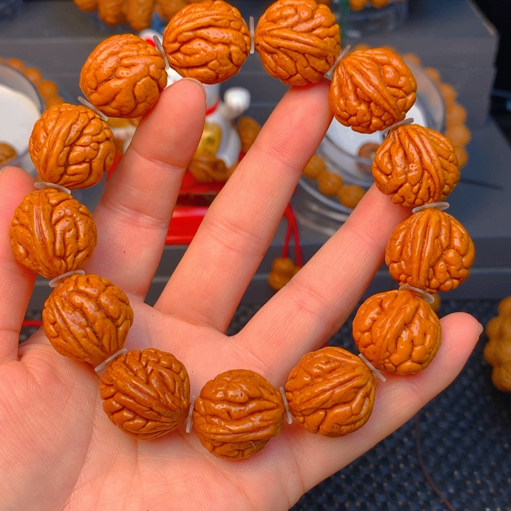 桃核吊坠霸王龙妮妮妮