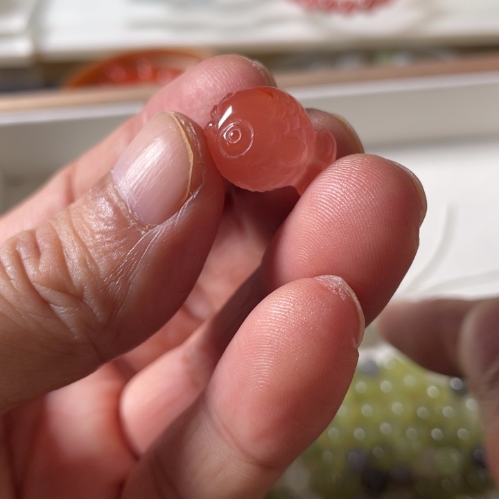 颈饰未镶嵌南红玛瑙