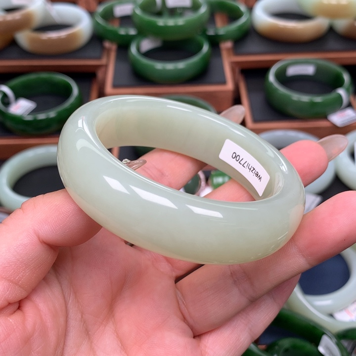 和田玉5657圈口未镶嵌