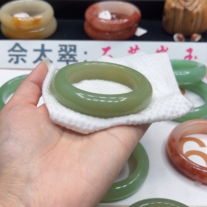 未镶嵌手镯石英质玉@**@