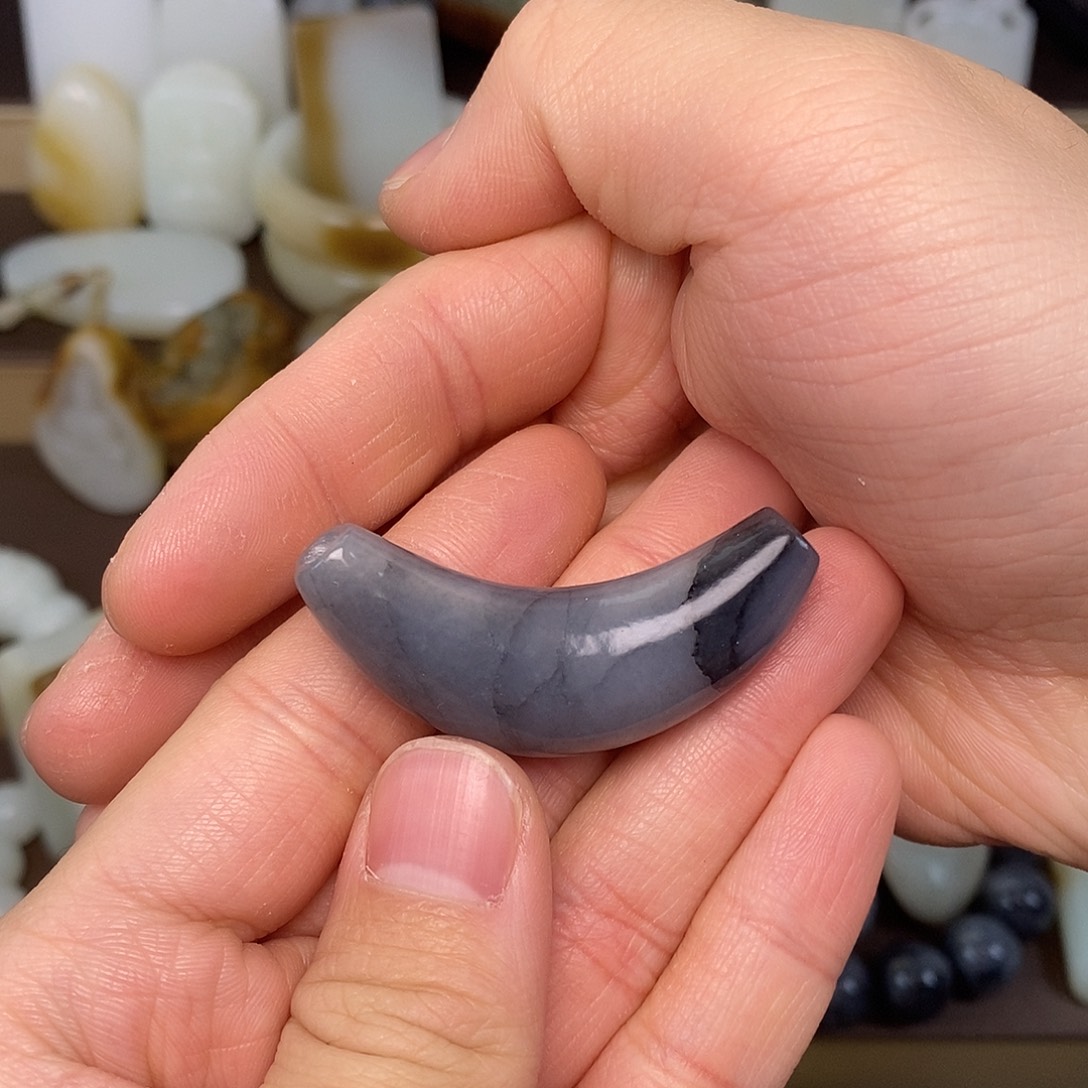 和田玉未镶嵌颈饰11